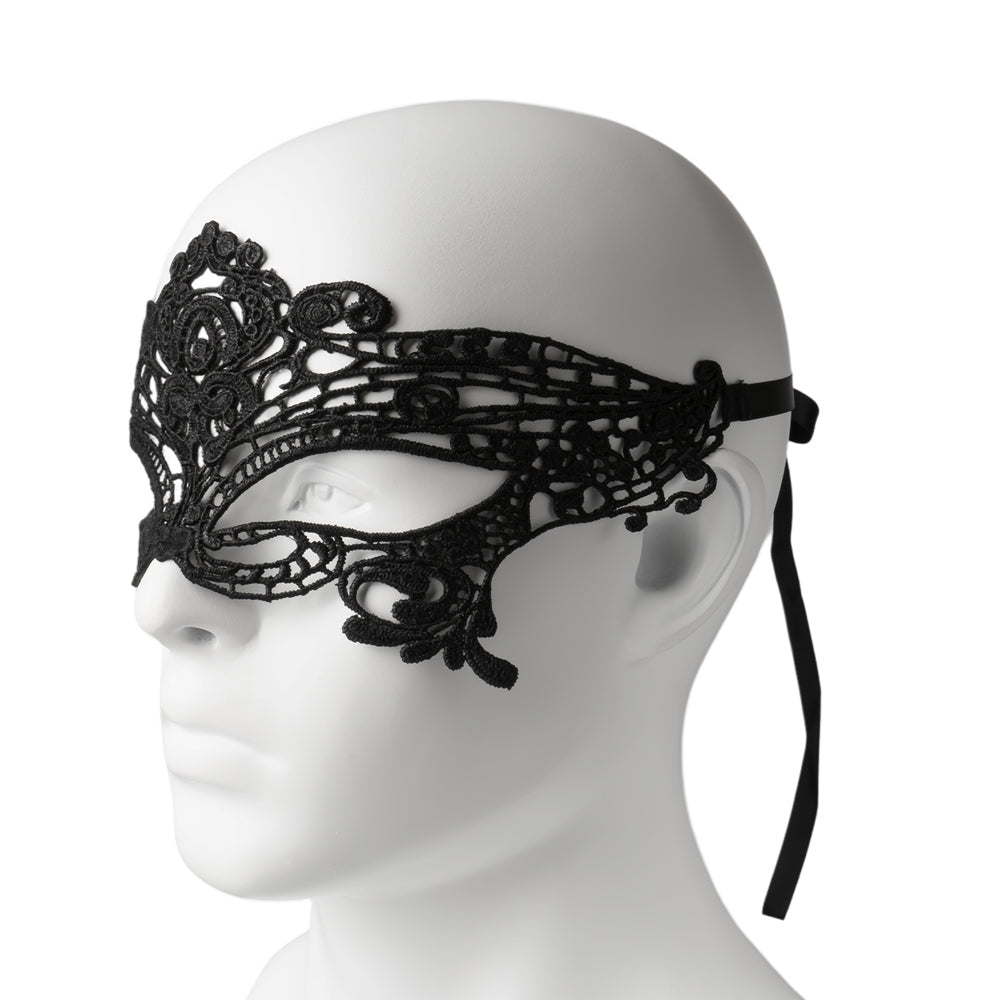 Queen Masquerade Lace Mask