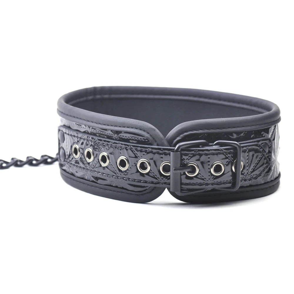 Embossed Collar and Leash (E)