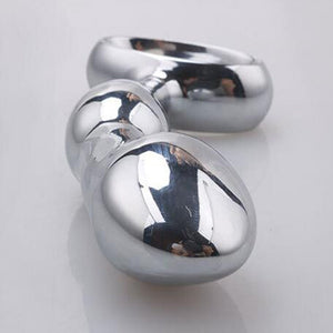 Metallic 2 Point Curved Butt Plug with Pull Ring & Diamond